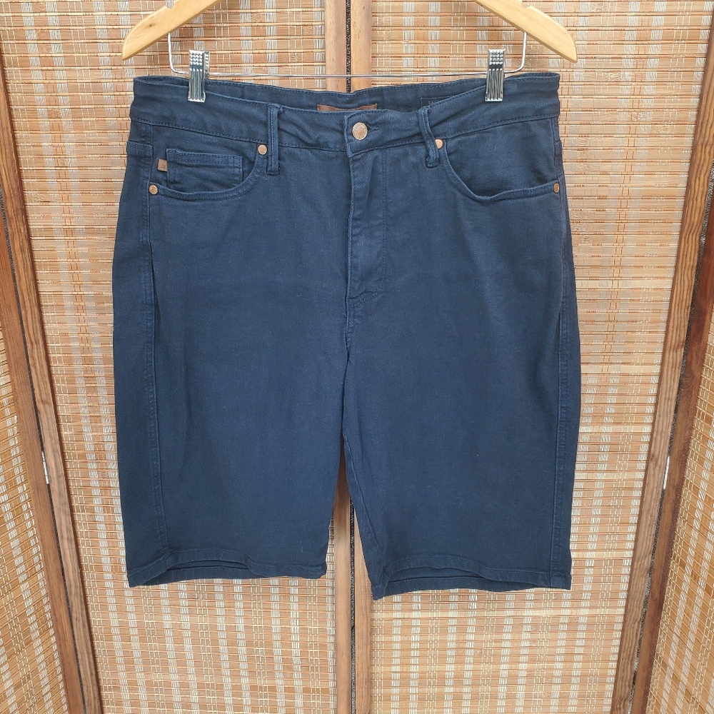 ♧ Judy Blue Garment Dyed Indigo Shorts Size 1X